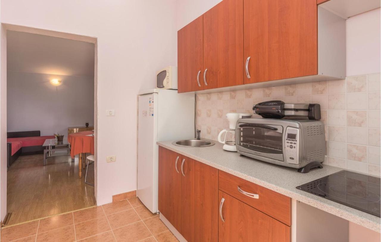 Nice Apartment In Kastel With Kitchen Εξωτερικό φωτογραφία