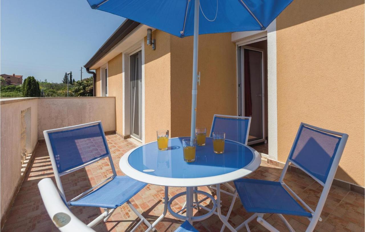 Nice Apartment In Kastel With Kitchen Εξωτερικό φωτογραφία
