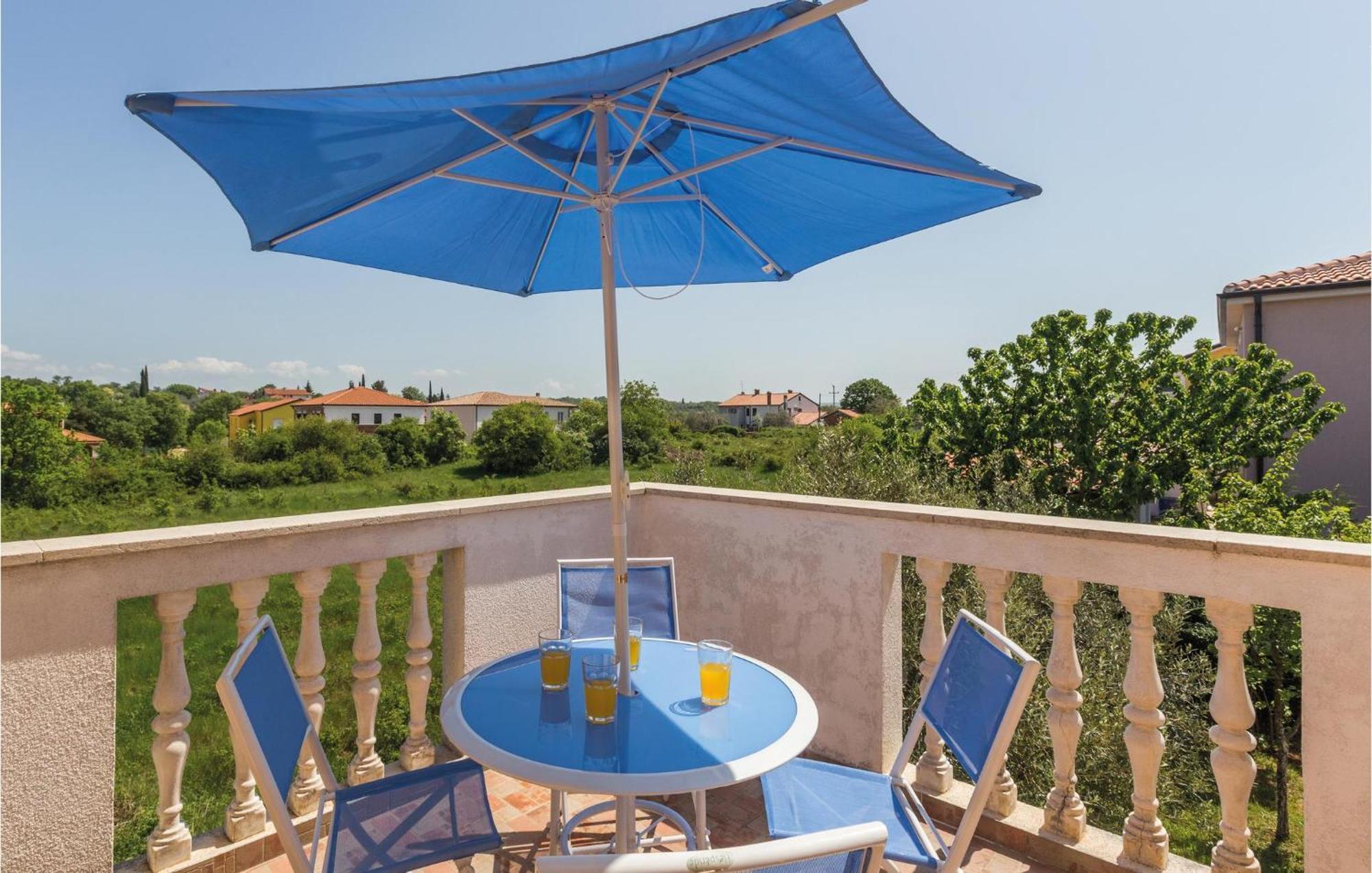 Nice Apartment In Kastel With Kitchen Εξωτερικό φωτογραφία